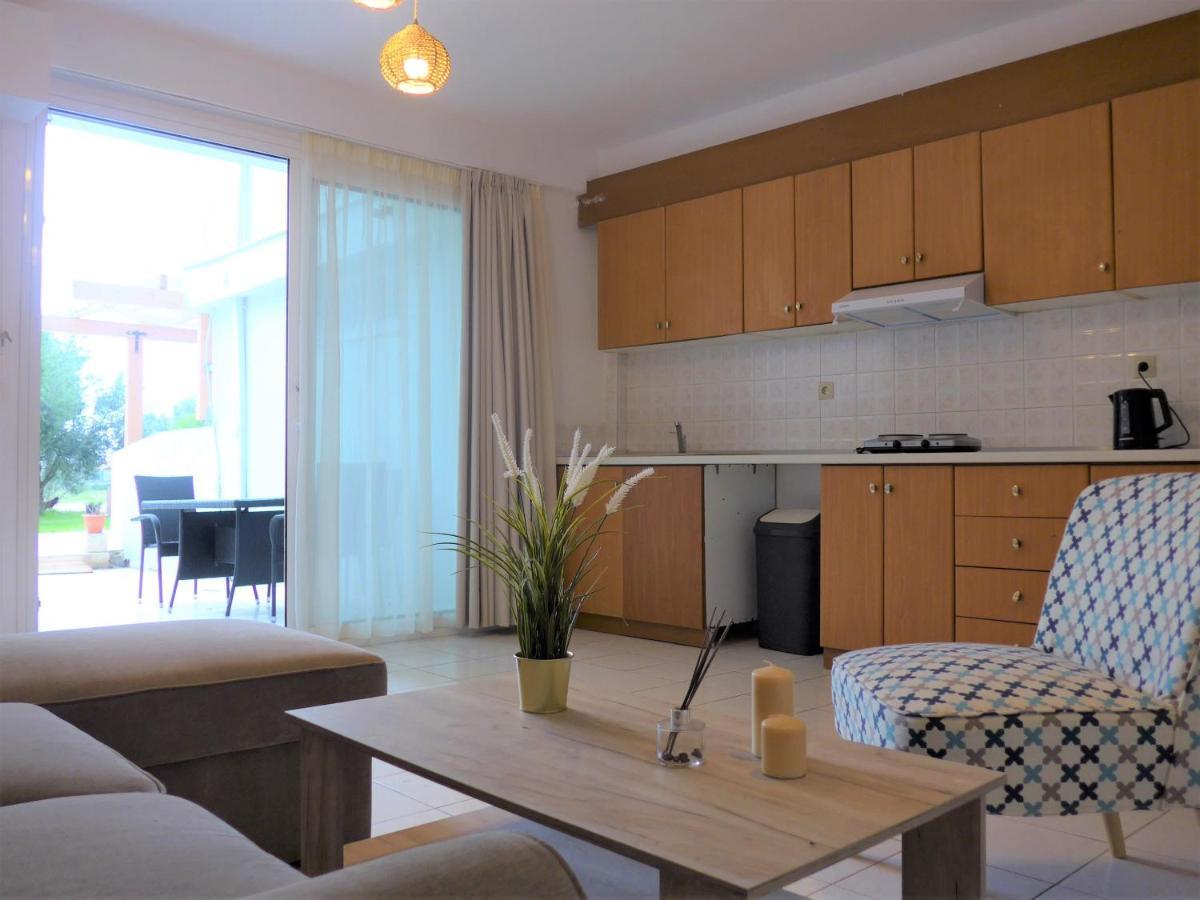 Kalamaki Plaza Apartments Ngoại thất bức ảnh